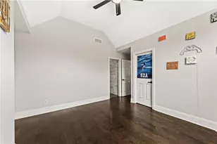 2449 Manor Walk, Decatur, GA 30030 - Photo 33