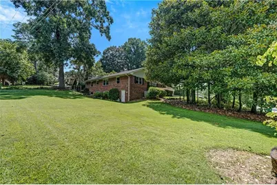 2127 Desmond Drive, Decatur, GA 30033 - Photo 3