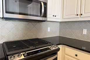 1641 Ridenour Pkwy NW, Kennesaw, GA 30152 - Photo 15