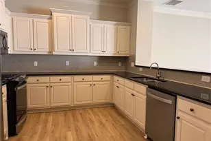 1641 Ridenour Pkwy NW, Kennesaw, GA 30152 - Photo 13