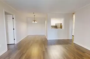 300 Johnson Ferry Road NE, Sandy Springs, GA 30328 - Photo 5