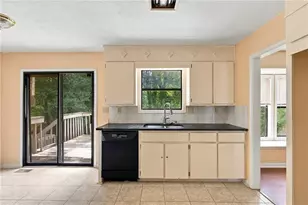 371 St Simon's Cove, Lawrenceville, GA 30044 - Photo 7
