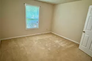 1431 Log Cabin Ln, Lawrenceville, GA 30045 - Photo 15