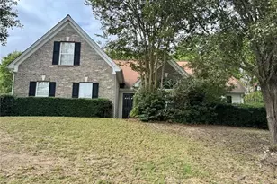 1431 Log Cabin Ln, Lawrenceville, GA 30045 - Photo 1