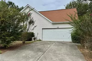 1431 Log Cabin Ln, Lawrenceville, GA 30045 - Photo 7