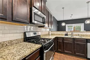 2391 Oakleaf Cir, Lithonia, GA 30058 - Photo 7