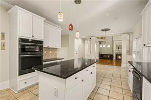 1395 Cresthaven Ln, Lawrenceville, GA 30043 - Photo 11