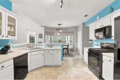 8098 Green Garden Drive, Riverdale, GA 30296 - Photo 11