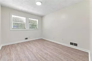 4195 Valley Lake Terrace, Atlanta, GA 30349 - Photo 13
