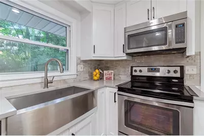 2332 Tanglewood Circle NE, Atlanta, GA 30345 - Photo 13