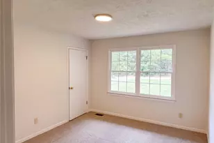 3089 Linecrest Rd, Ellenwood, GA 30294 - Photo 9