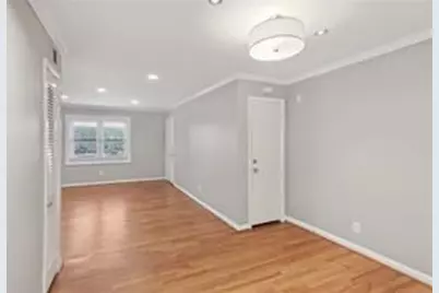3510 Roswell Road NW #J3, Atlanta, GA 30305 - Photo 13