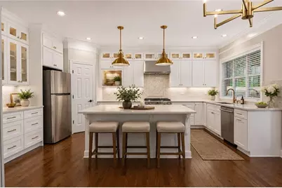 2093 Wrights Mill Circle NE, Atlanta, GA 30324 - Photo 3