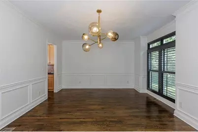 5561 Julian Place, Atlanta, GA 30342 - Photo 7