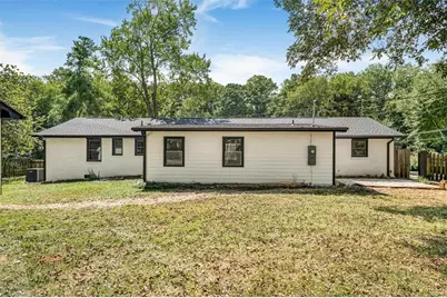 56 Simpson Drive NE, Kennesaw, GA 30144 - Photo 9