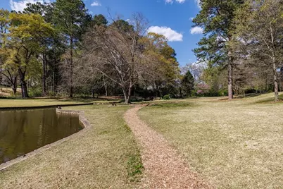 241 Lakeview Avenue NE, Atlanta, GA 30305 - Photo 57