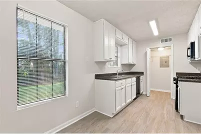 6237 Creekford Drive, Lithonia, GA 30058 - Photo 17