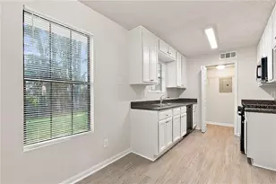 6237 Creekford Dr, Lithonia, GA 30058 - Photo 17
