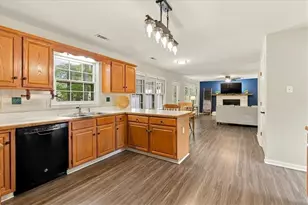 1411 Milford Chase Ct SW, Marietta, GA 30008 - Photo 5