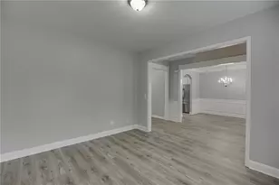 4236 Suwanee Brook Ct, Buford, GA 30518 - Photo 7
