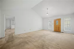 2847 Kathryn Cir SW, Atlanta, GA 30331 - Photo 3