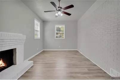 1118 Crestview Circle NE, Conyers, GA 30012 - Photo 9