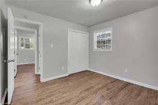 1118 Crestview Cir NE, Conyers, GA 30012 - Photo 11