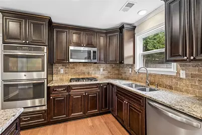 2351 Netherstone Drive NE, Marietta, GA 30066 - Photo 13