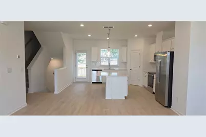 607 Rose Hill Lane, Lawrenceville, GA 30044 - Photo 3