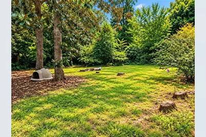 127 Ellendale Lane, Atlanta, GA 30318 - Photo 3