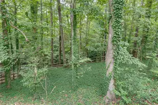 1800 Angelique Dr, Decatur, GA 30033 - Photo 31