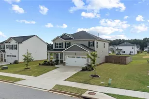 915 Graham Campbell Ln, Statham, GA 30666 - Photo 3