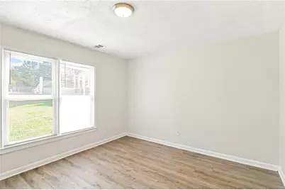 7980 Woodlake Drive, Riverdale, GA 30274 - Photo 7