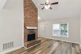 7980 Woodlake Dr, Riverdale, GA 30274 - Photo 5