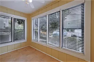 303 Summit N Dr NE, Atlanta, GA 30324 - Photo 21