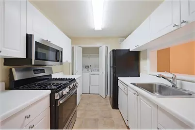 303 Summit North Drive NE, Atlanta, GA 30324 - Photo 9