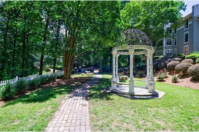 303 Summit North Drive NE, Atlanta, GA 30324 - Photo 31