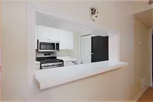 303 Summit N Dr NE, Atlanta, GA 30324 - Photo 15