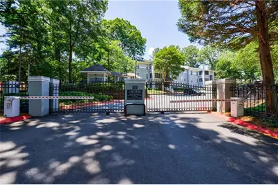 303 Summit North Drive NE, Atlanta, GA 30324 - Photo 35
