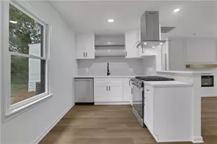 3981 Forrest Ct, Atlanta, GA 30341 - Photo 13