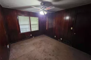 2461 Baywood Dr, Atlanta, GA 30315 - Photo 3