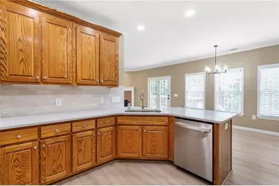 759 Stoneview Drive, Hoschton, GA 30548 - Photo 15