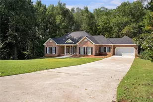 759 Stoneview Dr, Hoschton, GA 30548 - Photo 1
