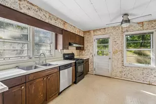 1343 Emory Rd, Atlanta, GA 30306 - Photo 13