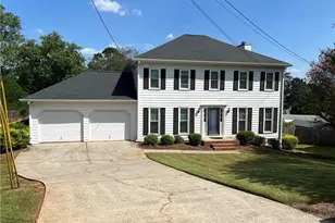 903 Coach House Dr, Tucker, GA 30084 - Photo 1