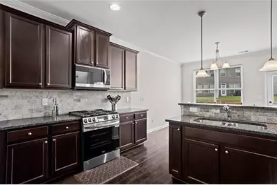 2430 Overlook Avenue, Lithonia, GA 30058 - Photo 11