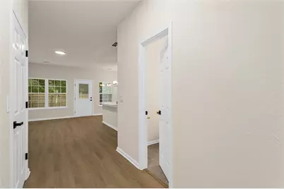 268 Brookview Drive, Riverdale, GA 30274 - Photo 9