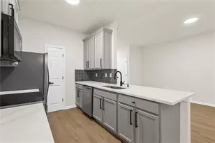 268 Brookview Dr, Riverdale, GA 30274 - Photo 19