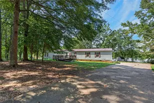 133 Garden Ridge Dr, Carrollton, GA 30116 - Photo 1