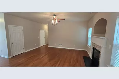 326 Tuggle Court, Woodstock, GA 30188 - Photo 17